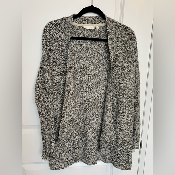 Flowy Black and White  Knit Cardigan - Picture 1 of 3